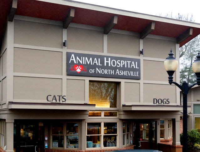 https://www.ahna.net/files/asheville-vet-home-main.jpg